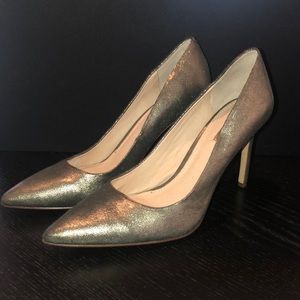 Louise et Cie metallic pumps 39.5